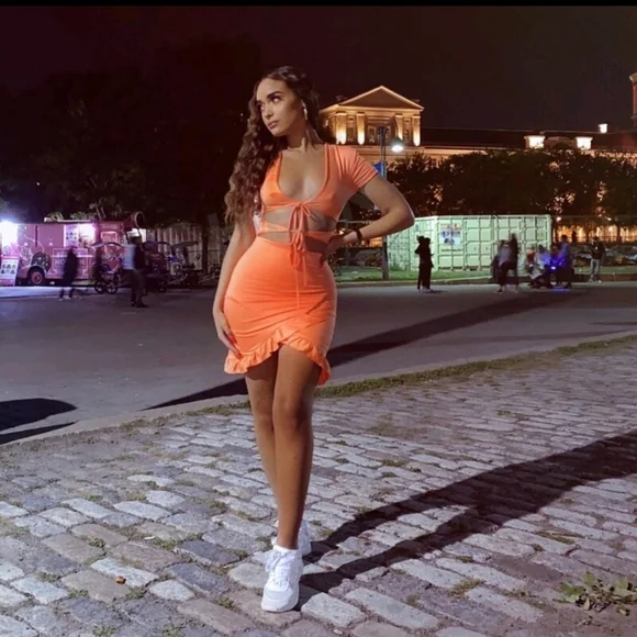 CutOut Ruffle Dress - Picture 8 of 16